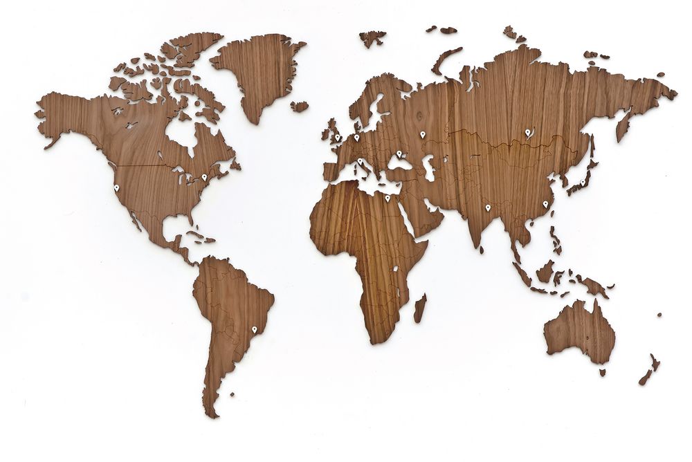 картинка Деревянная карта мира World Map Wall Decoration Exclusive, орех от магазина "Paul's collection"